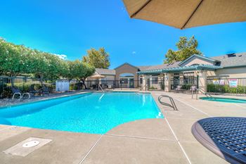 2 Resort-style pools